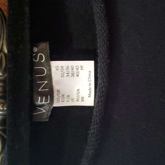 Venus ripped style sweater - Picture 2 of 4